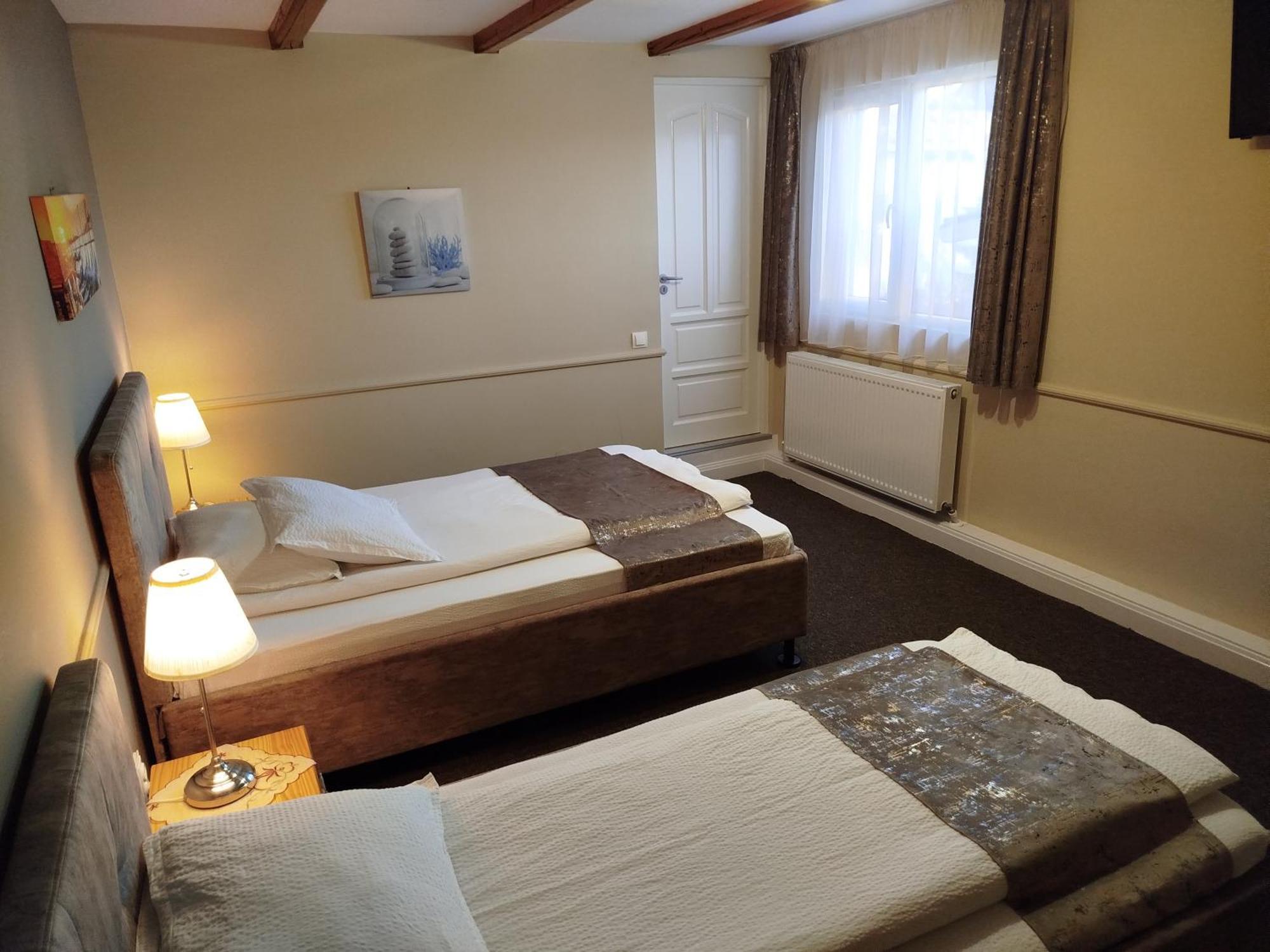 גורה הומורולווי B&B Dumbrava מראה חיצוני תמונה